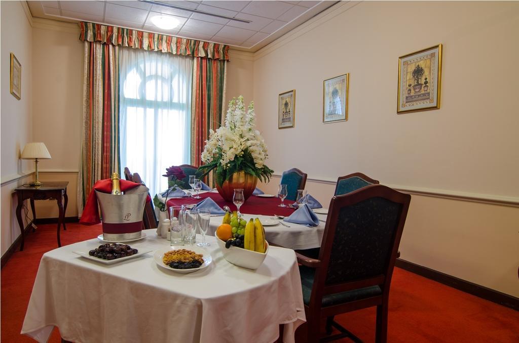 Cassells Ghantoot Hotel & Resort Dış mekan fotoğraf